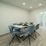 Apartman Domy Daire Kozljak
